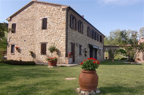 I Quattro Passeri Residence Agriturismo in collina